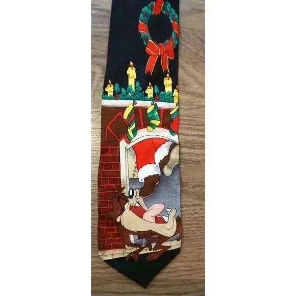1996 Looney Tunes Christmas Tie, Tasmanian Devil Holiday Necktie, 100% Silk - Picture 1 of 11